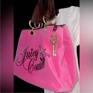FREE SHIPPING!! Y2K JUICY BAG IMMACULATE CONDITION INCLUDES GOLD CLUTCH ($110)